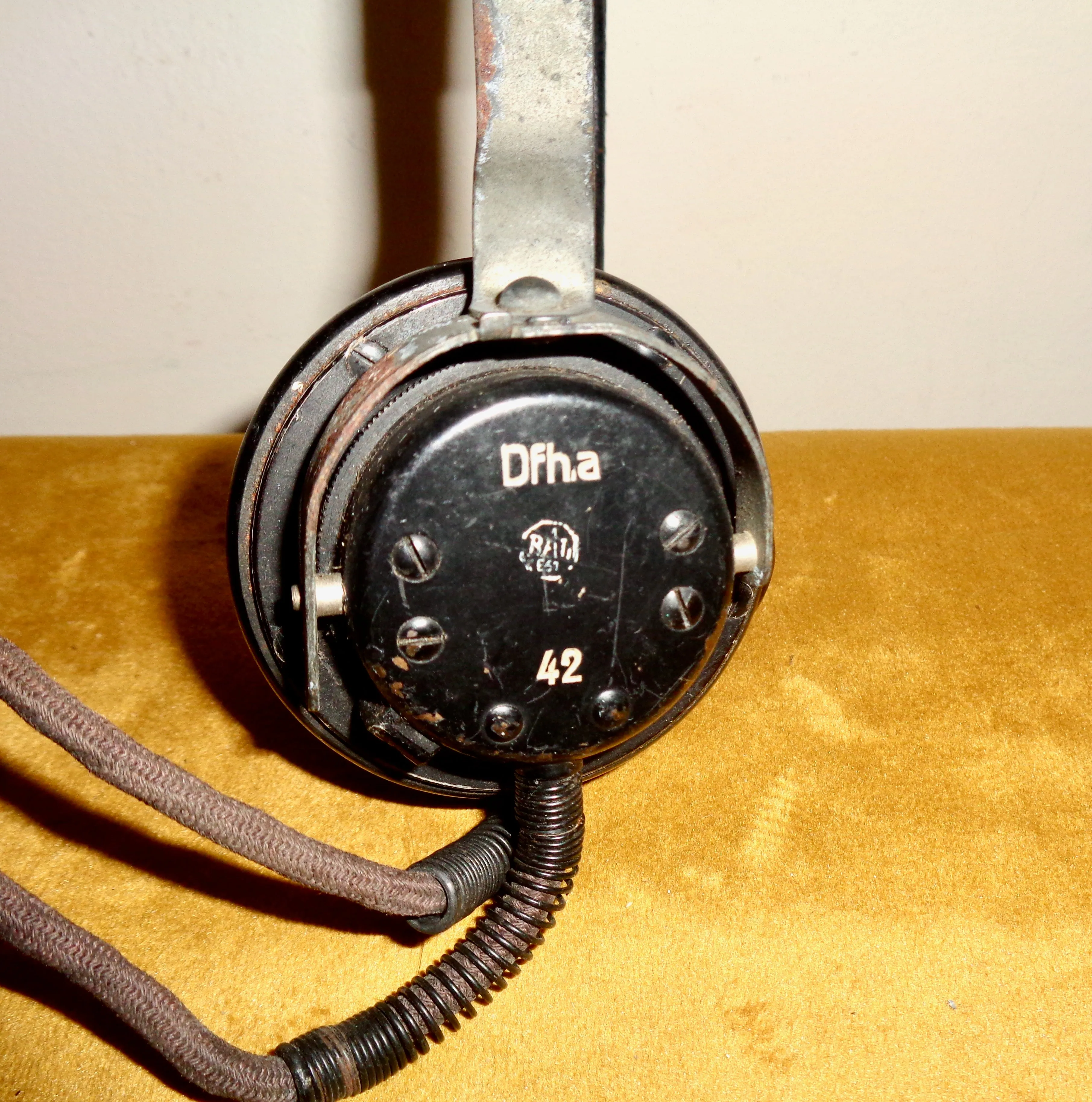 1942 German Army Headphones Dfha With Throat Microphone And Plug