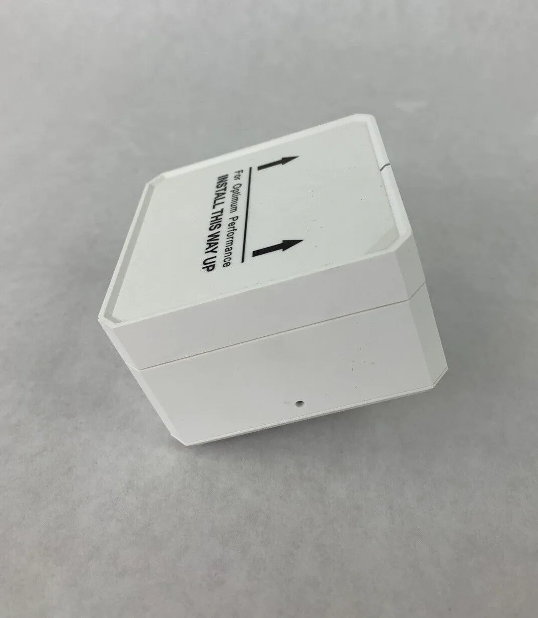 AEROHIVE Atom AP30 WiFi Access Point