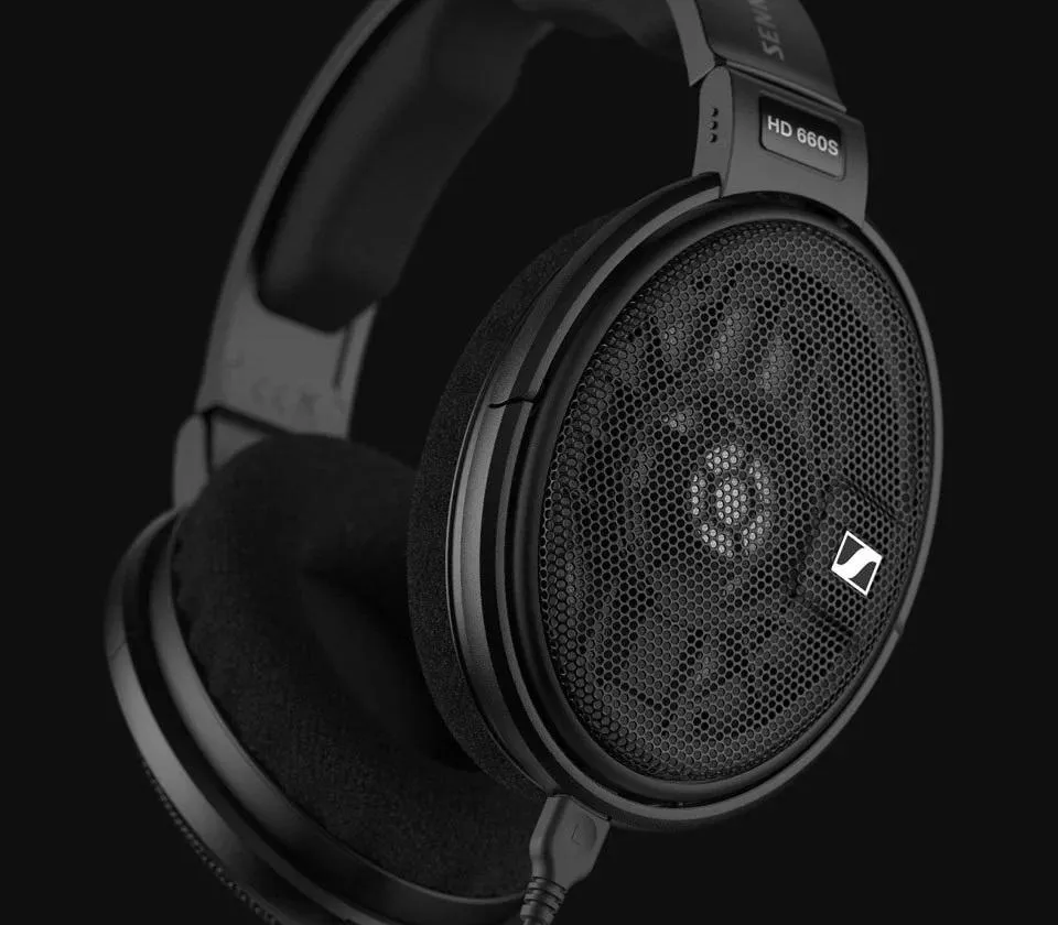 HD 660S