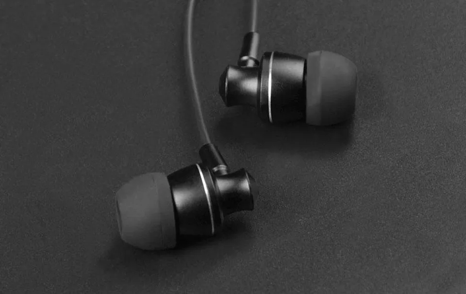 M3 Metal Earbuds with Microphone